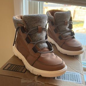 SOREL EXPLORER Women’s Waterproof Insulated Tan/Brown Boots Size 6